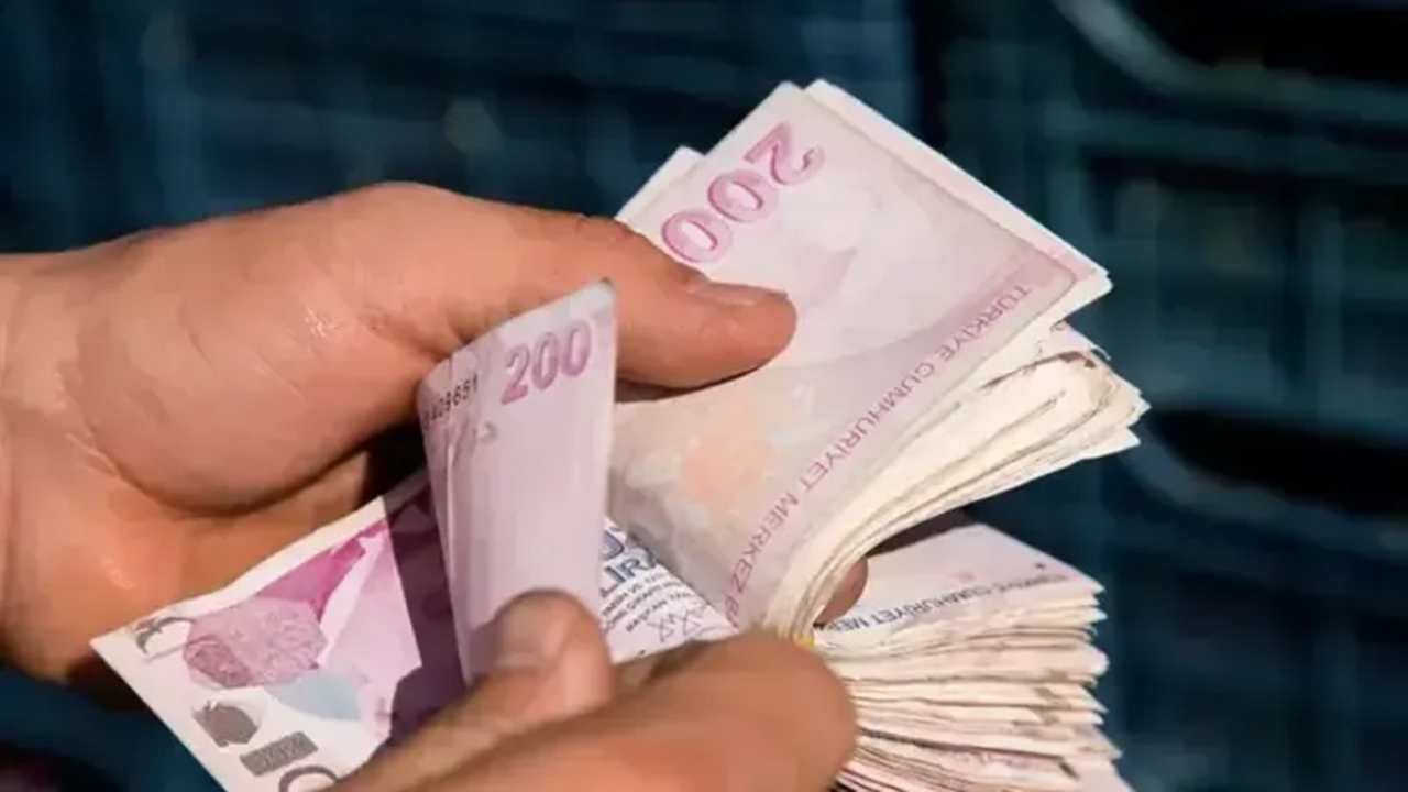 Emekli ve Asgari Ücretliye Ek Zam Yok İddiası