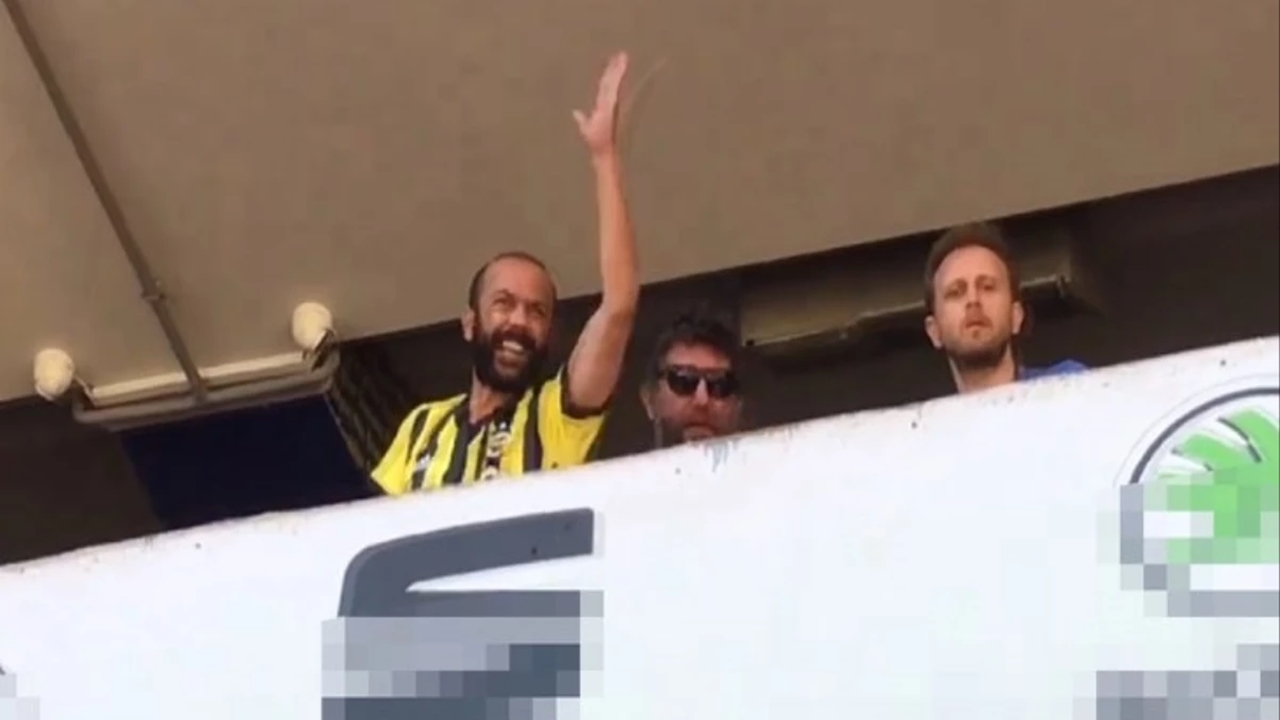 Sarp Akkaya Fenerbahçe Seçimlerinde Tartışma Çıkardı