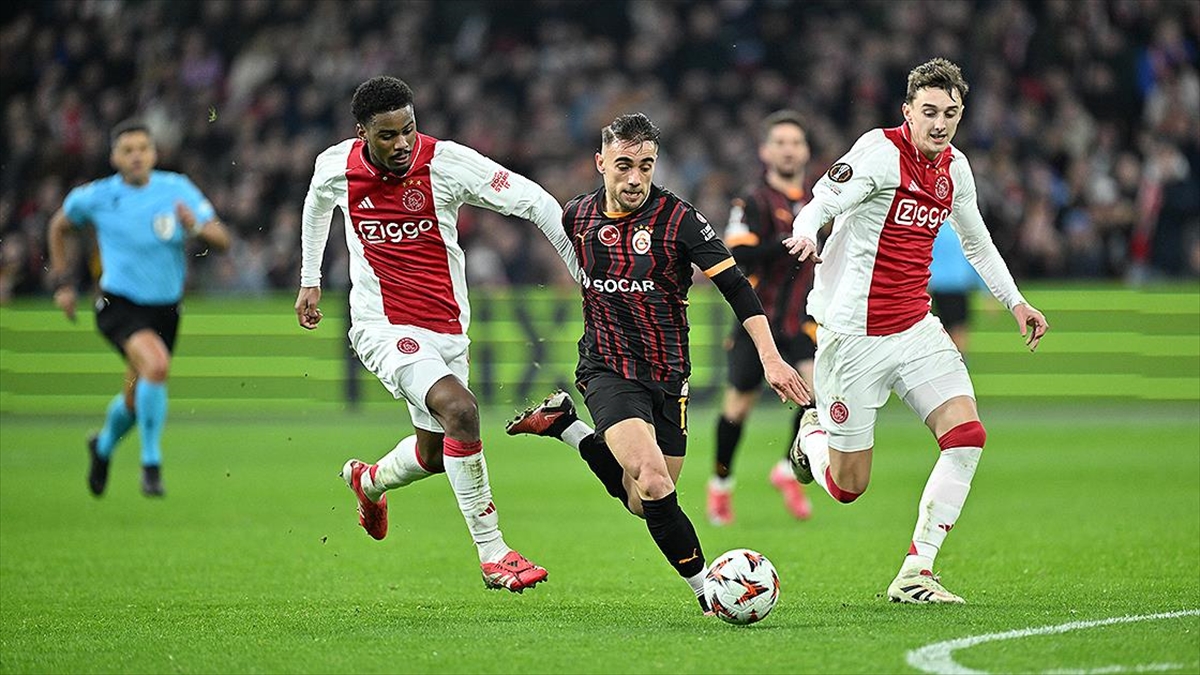 Galatasaray Son 16 Turu Için Play-Off Oynayacak Haberi