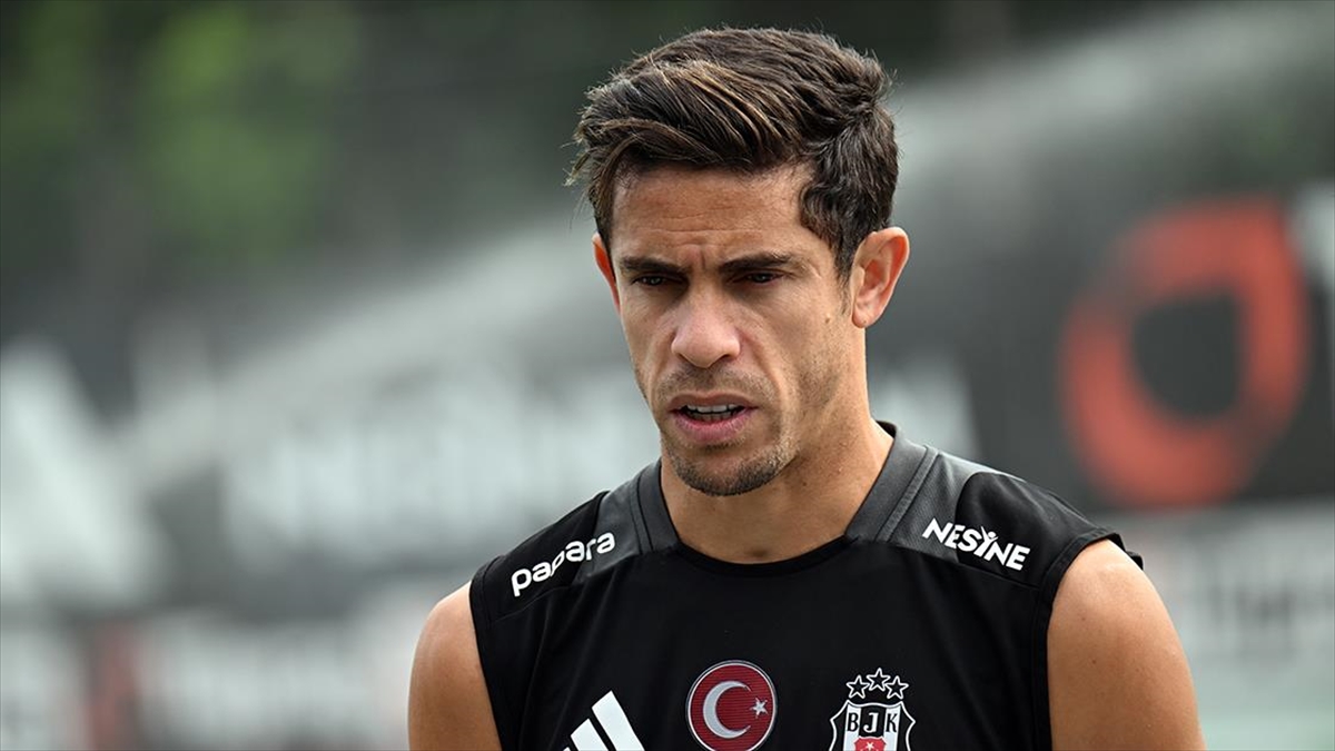 Beşiktaş’ta Gabriel Paulista, Antrenmanlara Başladı Haberi