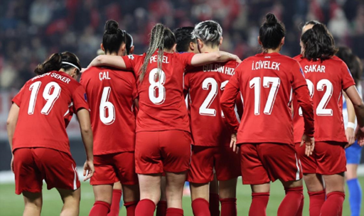 A Milli Kadın Futbol Takımı’nda Slovenya Maçları Kadrosu Açıklandı Haberi
