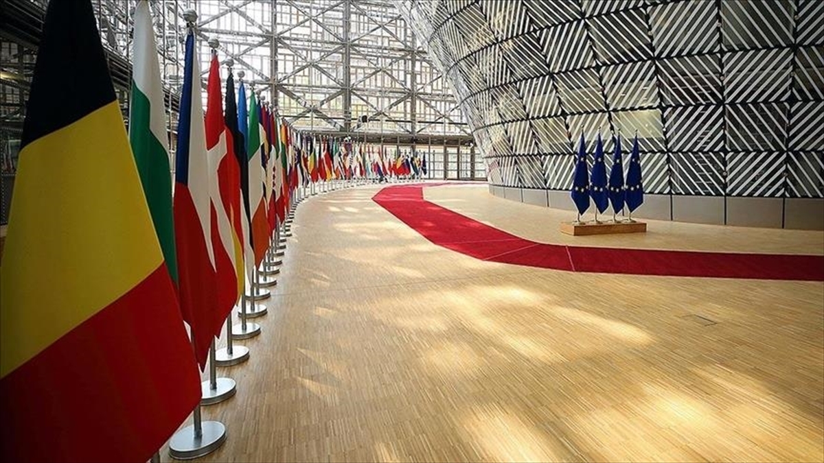 Ab Liderleri Avrupa’nın Savunma Ve Rekabet Gücünü Artırma Gerekliliğini Vurguladı Haberi
