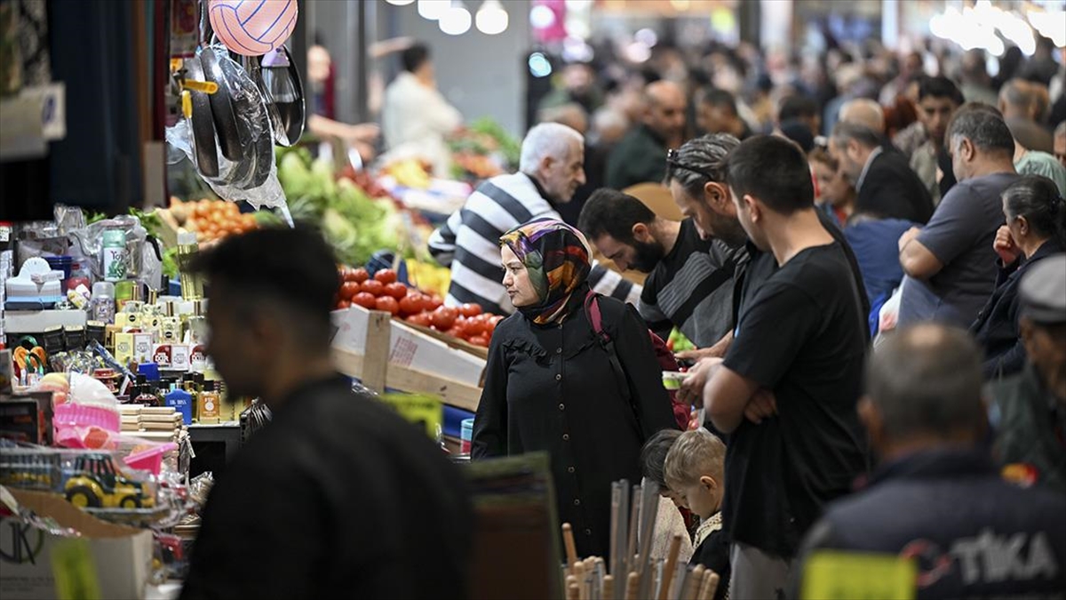 Başkentte Bayram Alışverişi Yoğunluğu Sürüyor Haberi