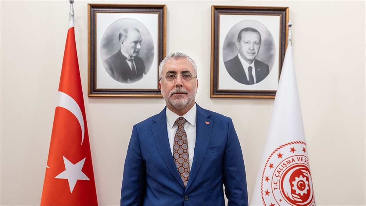 Çalışma Ve Sosyal Güvenlik Bakanı Işıkhan: İşsizlikle Mücadelemizi Sürdüreceğiz Haberi