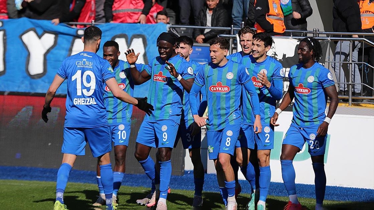 Çaykur Rizespor 3 Puanı 3 Golle Aldı Haberi