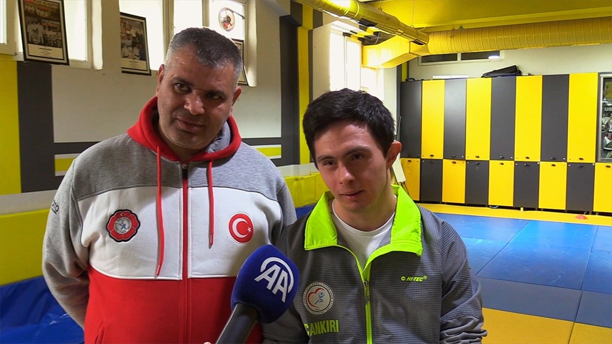 Down Sendromlu Judocu Ömer Faruk, Milli Formayı Giymeyi Hedefliyor Haberi