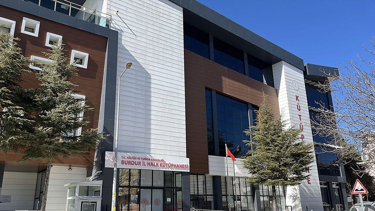Dünyanın En Iyi 7 Kütüphanesi Arasına Giren Burdur Halk Kütüphanesi Yenilikçi Çalışmalarını Sürdürecek Haberi
