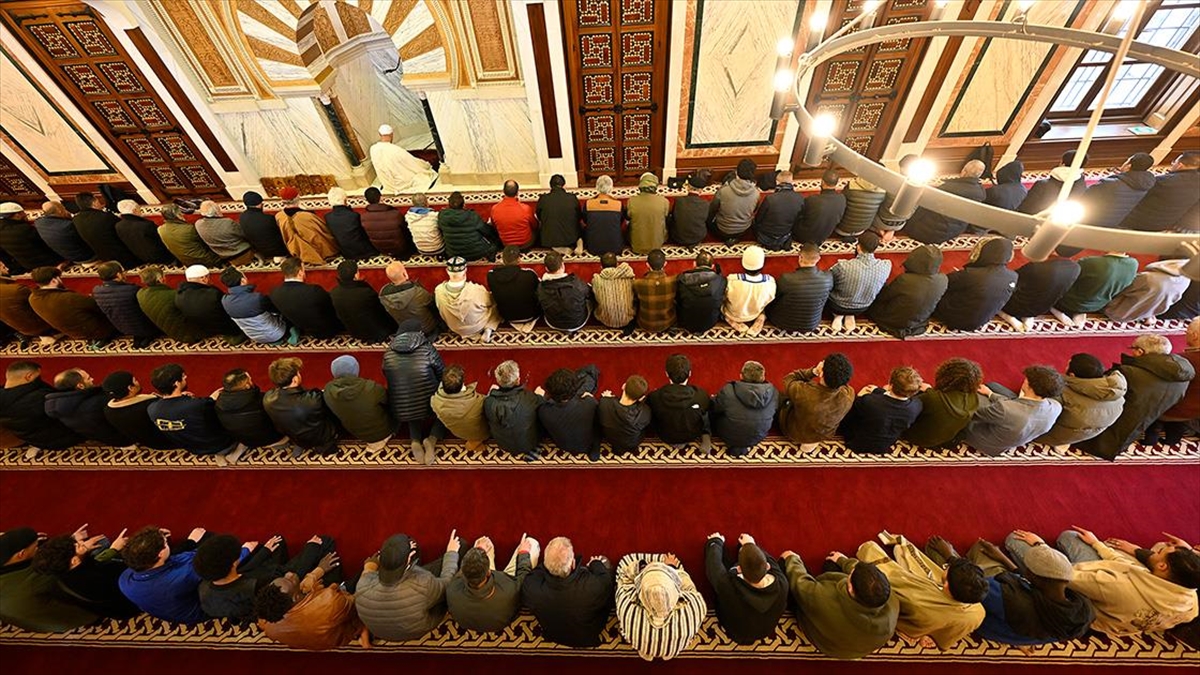 Granada’daki Müslümanlar, İslam’ın Bu Topraklarda Yeniden Kazandığı Istikrarı Korumak Istiyor Haberi