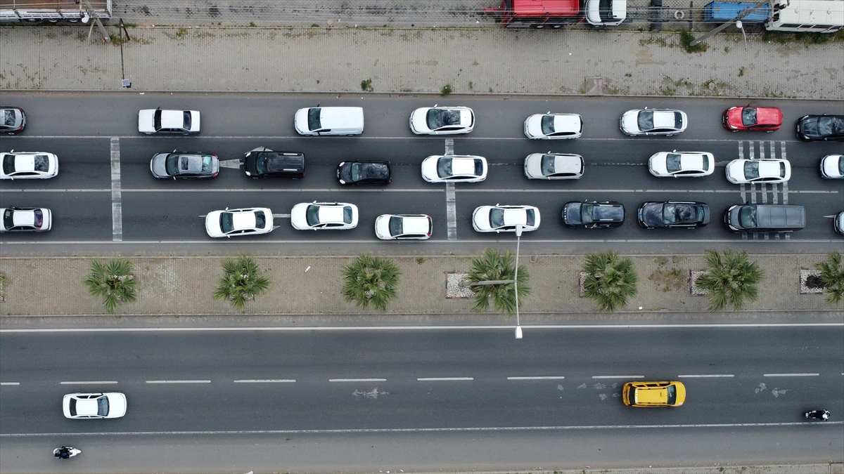 İçişleri Bakanı Yerlikaya’dan “Trafik Kurallarına Uyalım” Çağrısı Haberi