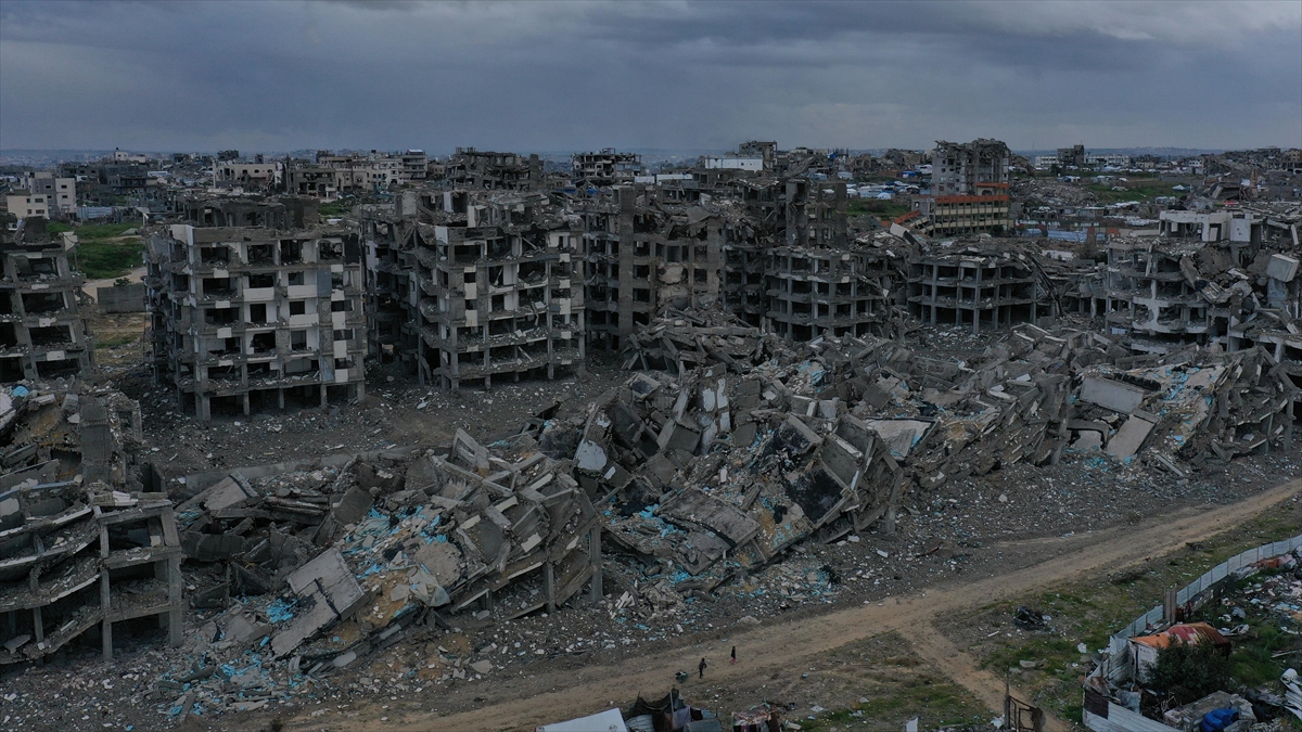 İsrail Beyt Lahiya Kentine Tanklarla Girerek Yoğun Saldırılar Düzenledi Haberi