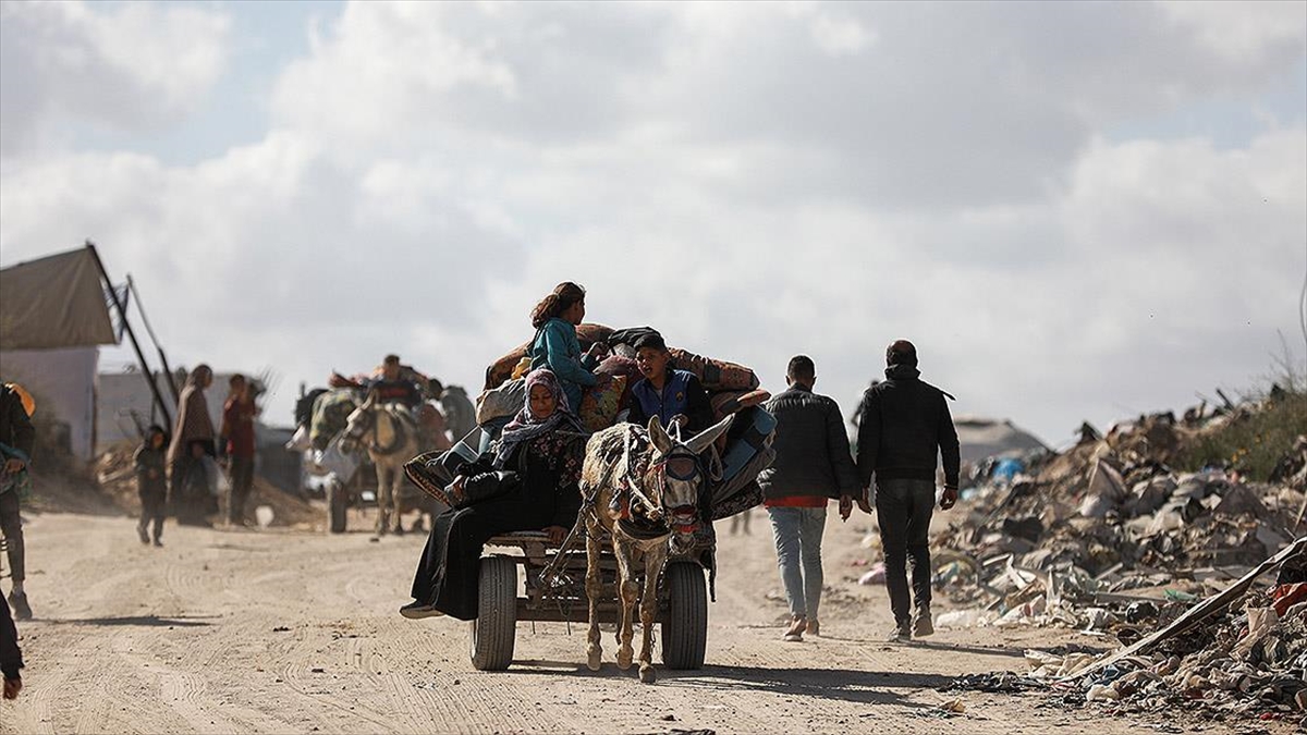 İsrail Ordusu, Gazze’nin Kuzeyindekilerin Batıya Zorunlu Göçü Için “Tahliye Emri” Yayımladı Haberi
