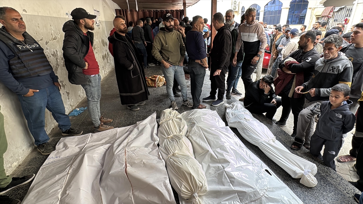 İsrail’in Gazze’ye Düzenlediği Saldırılarda 17 Kişi Öldü Haberi