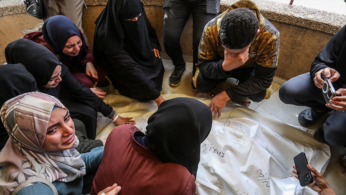 İsrail’in Gazze’ye Saldırılarında Can Kaybı 50 Bin 277’Ye Yükseldi Haberi