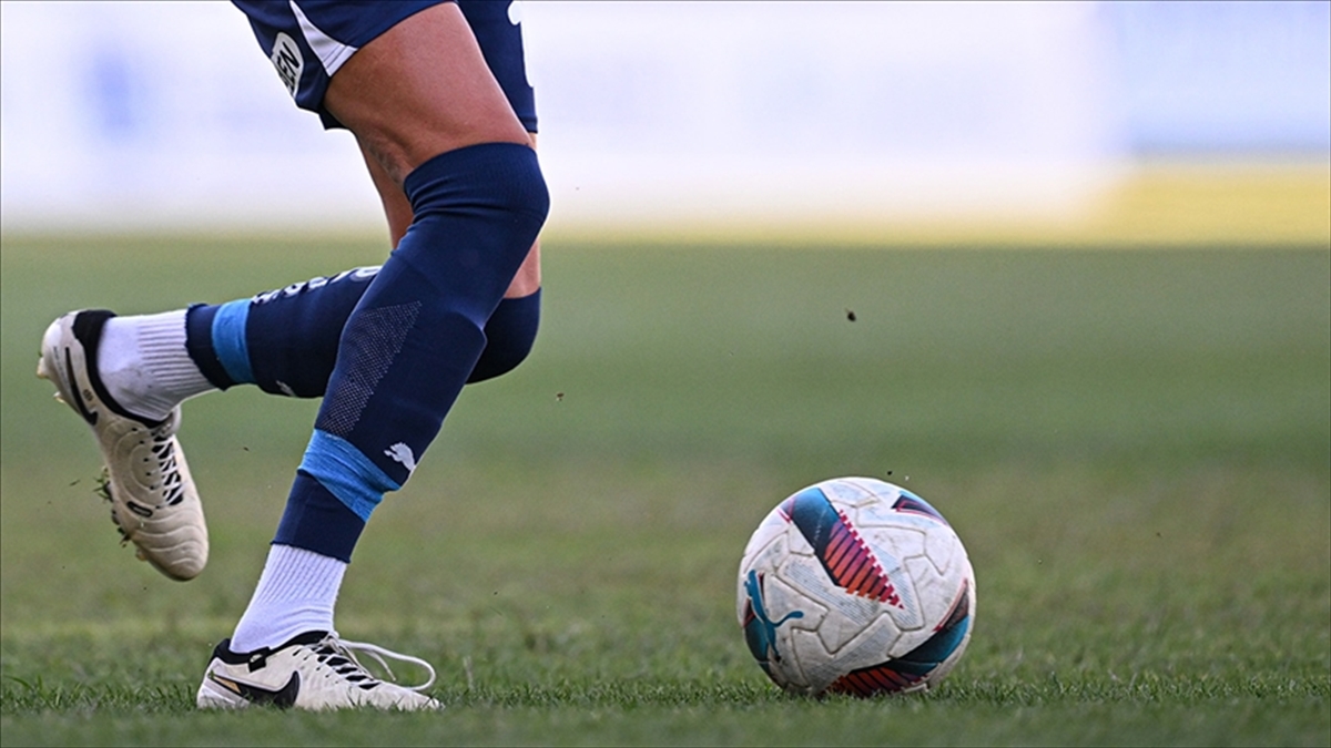 Kadın Futbolunda Yarın Derbi Heyecanı Yaşanacak Haberi