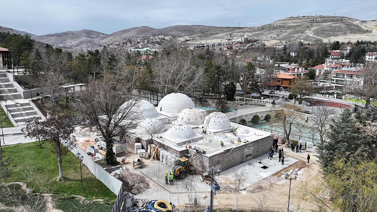 Konya’da 600 Yıllık Tarihi Hamam Su Müzesi Olacak Haberi