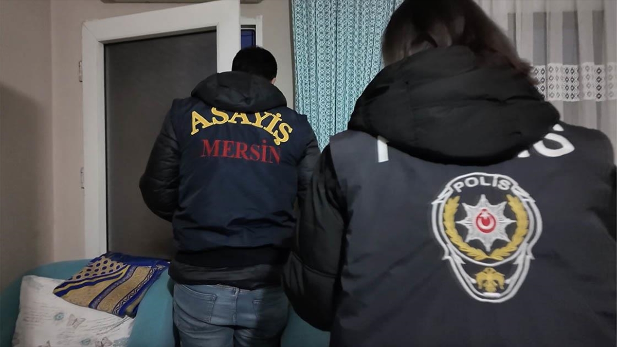 Mersin’de Şafak Operasyonunda Çeşitli Suçlardan Aranan 91 Zanlı Yakalandı Haberi