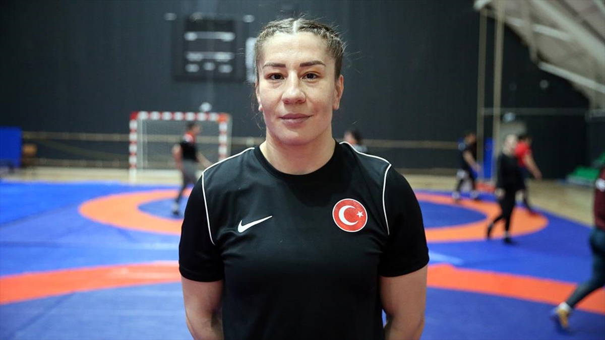 Milli Güreşçi Yasemin Adar Yiğit’in Hedefi 8. Avrupa Şampiyonluğu Haberi