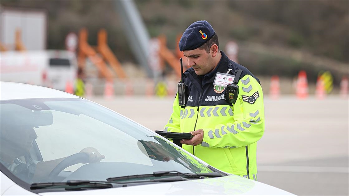 Otoyol Jandarması Ramazan Bayramı Öncesi Görev Başında Haberi