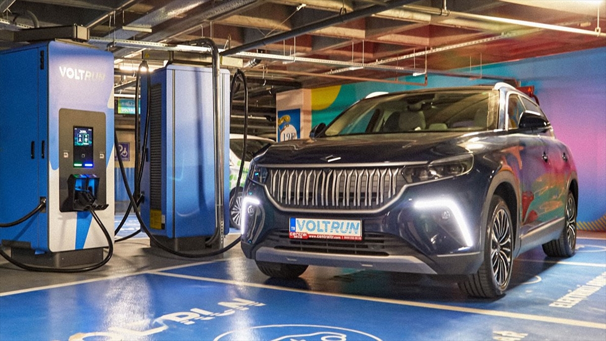 Ramazan Bayramı’nda Yola Çıkacak Elektrikli Araç Kullanıcılarına Rota Ve Şarj Planlaması Tavsiyesi Haberi