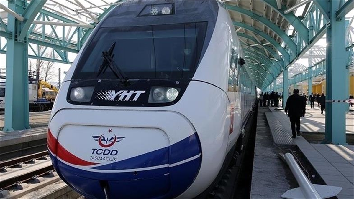 Tcdd, Otla Mücadele Kapsamında Tren Yollarında Ilaçlama Yapacak Haberi