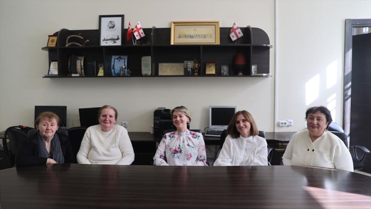 Türkçenin Gürcistan’daki Elçileri: Kadın Türkologlar Haberi