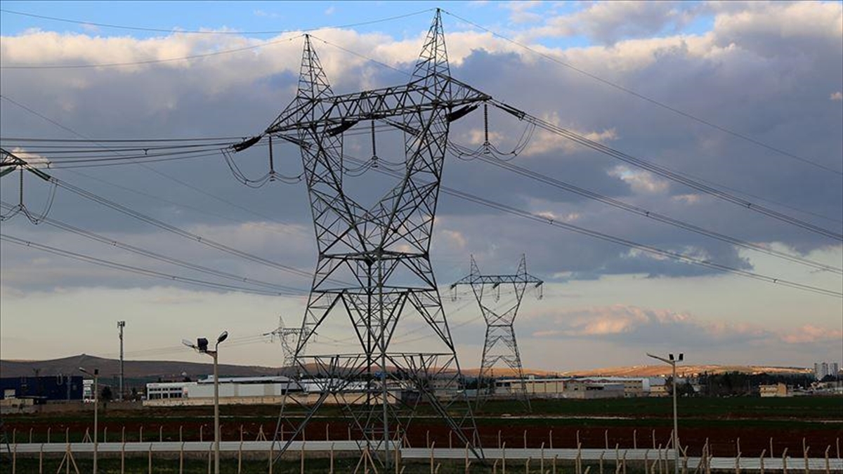 Türkiye’nin Elektrikte Kurulu Gücü 117 Bin 123 Megavata Ulaştı Haberi