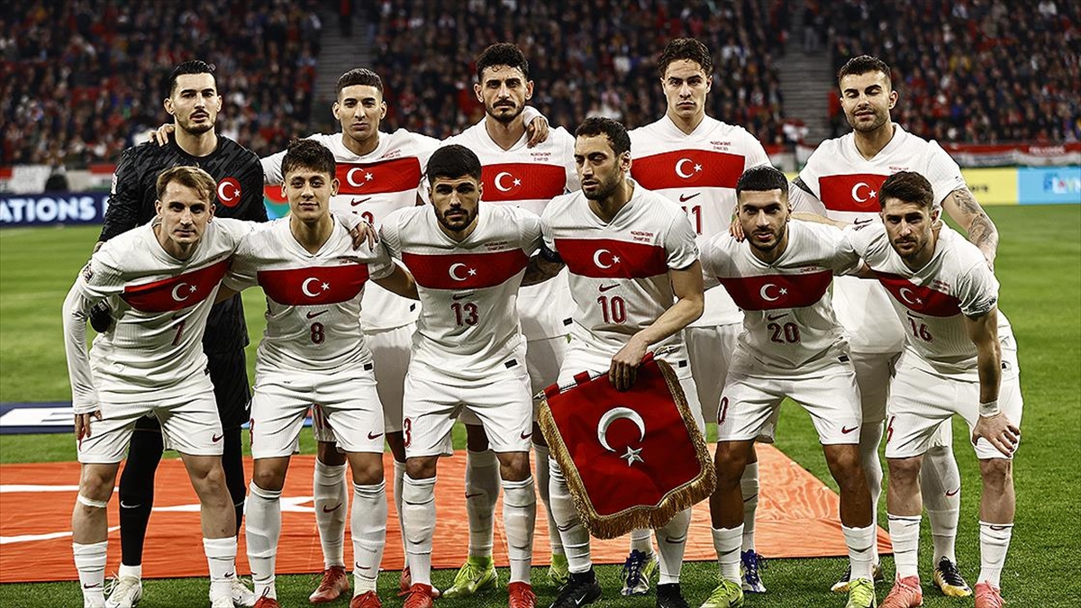 A Milli Futbol Takımı, Fifa Dünya Sıralamasında Bir Basamak Yükseldi Haberi