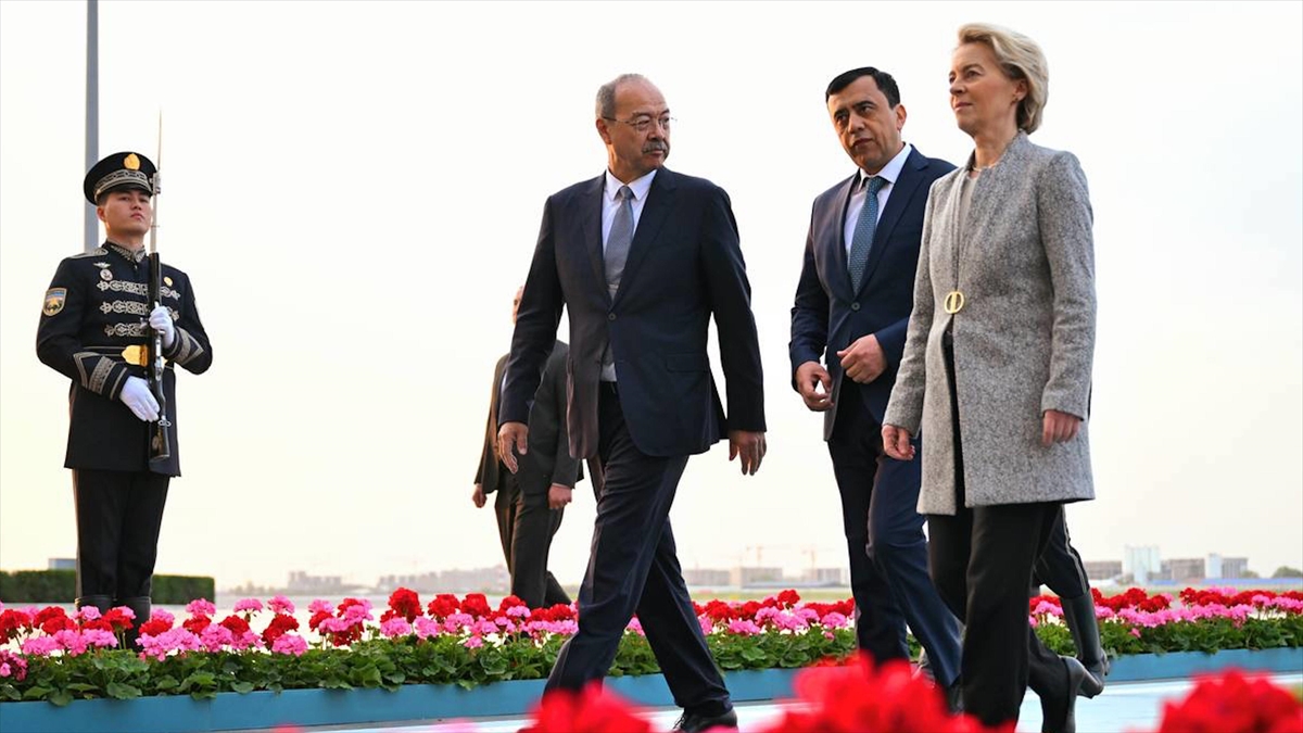 Ab, Trump Yönetiminin Yol Açtığı Belirsizlikte Orta Asya Ile Yakınlaşmak Istiyor Haberi