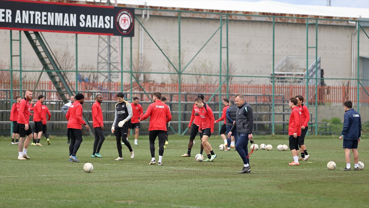 Ahlatcı Çorum Fk, Esenler Erokspor Maçının Hazırlıklarını Sürdürdü Haberi