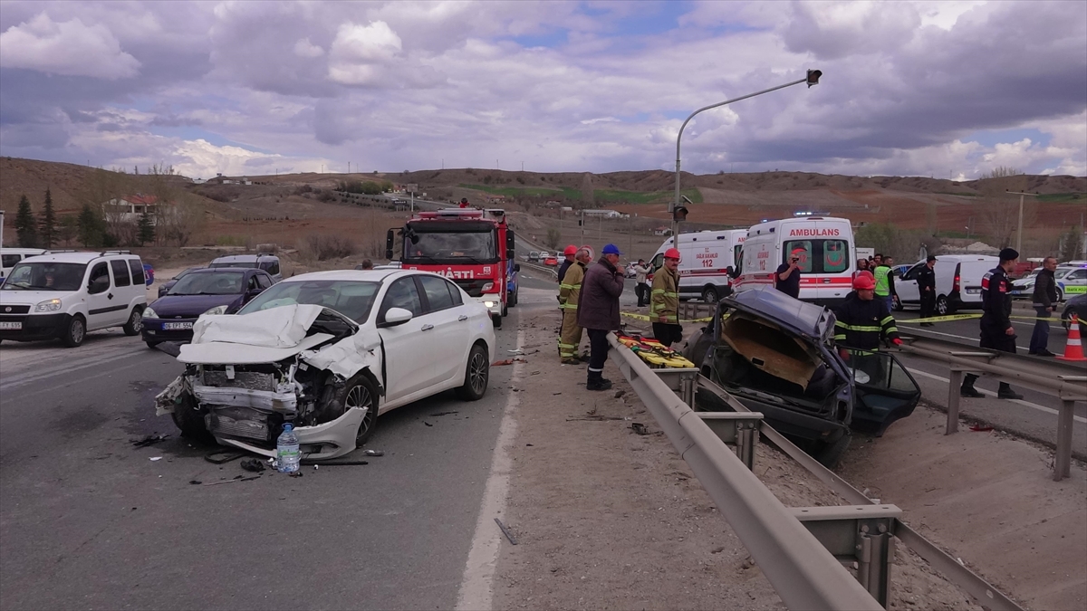 Bayram Tatilinin Ilk 3 Günü Trafik Kazalarında 27 Kişi Hayatını Kaybetti Haberi