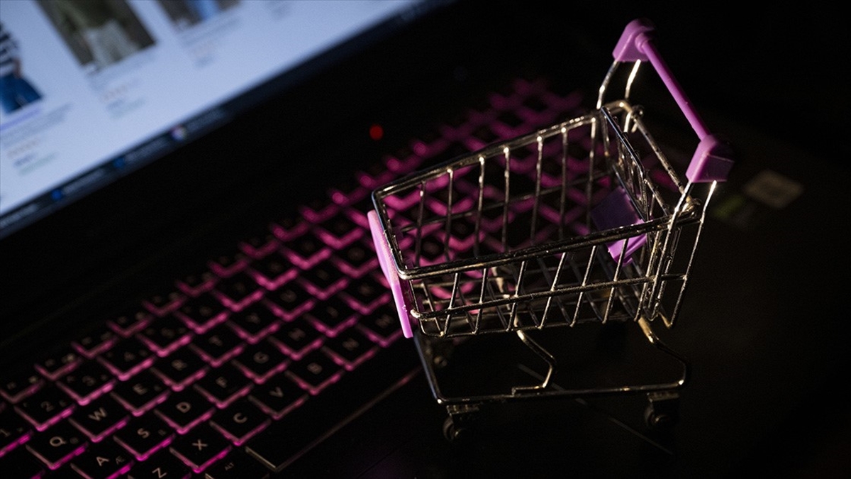E-Ticaret Yönetmeliğine Tüketici Dernekleri Tam Destek Vererek Sıkı Denetim Istedi Haberi