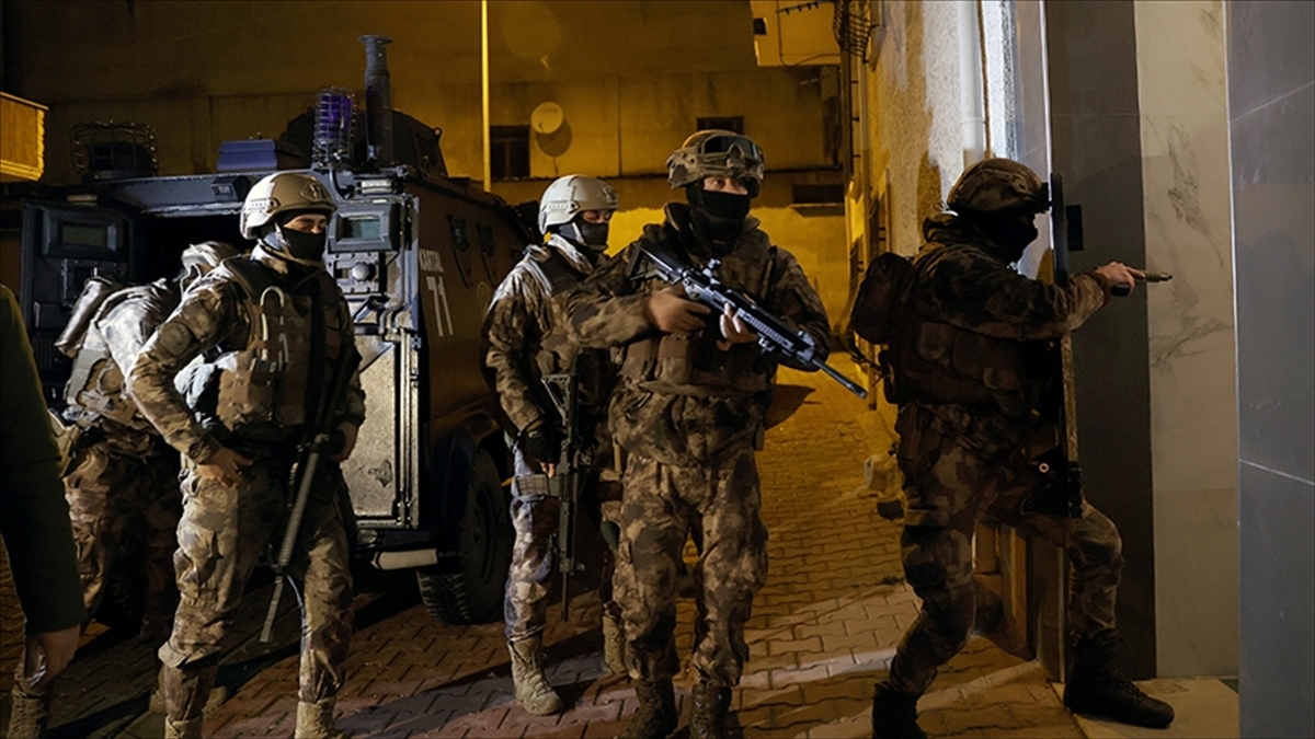 Emniyet Ve Jandarma Operasyonlarıyla 9 Organize Suç Örgütü Çökertildi Haberi