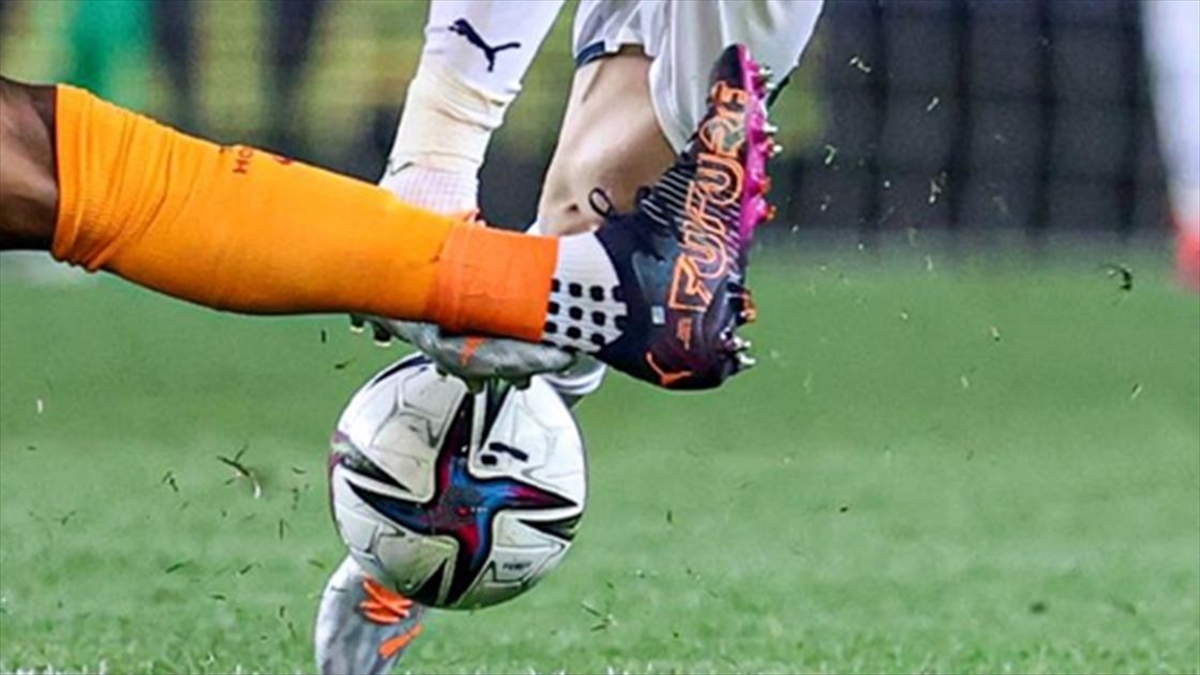 Fenerbahçe-Galatasaray Rekabetinden Ilginç Notlar Haberi