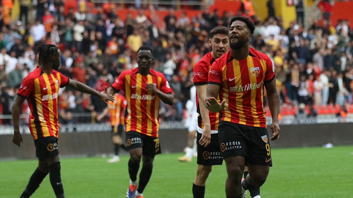 Kayserispor, “Son Düzlük”Teki Performansıyla Lige Tutunuyor Haberi