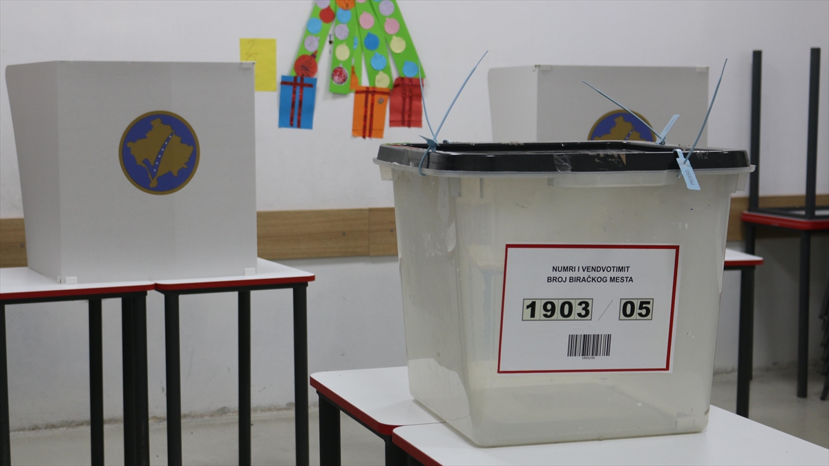 Kosova’da Genel Seçimlerin Ardından Hükümet Kurma Tartışmaları Sürüyor Haberi