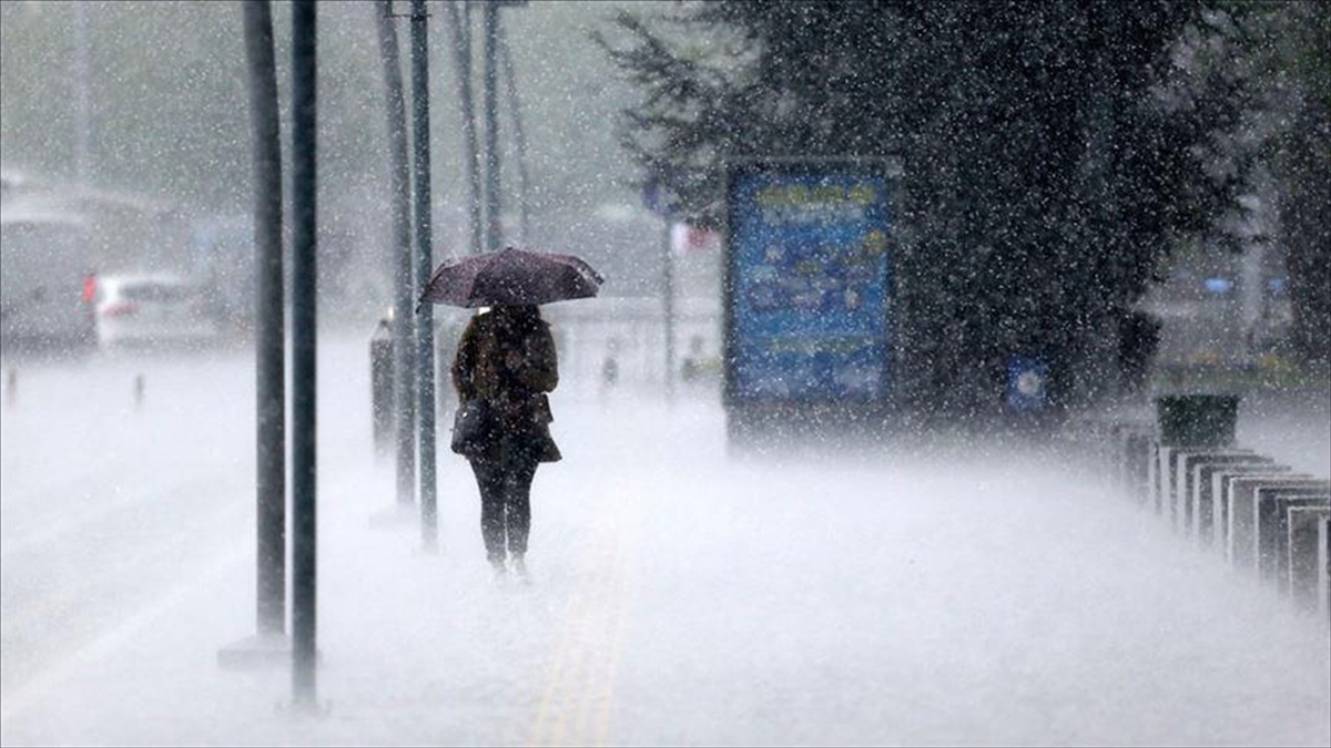 Meteorolojiden Ankara Için Gök Gürültülü Sağanak Uyarısı Haberi