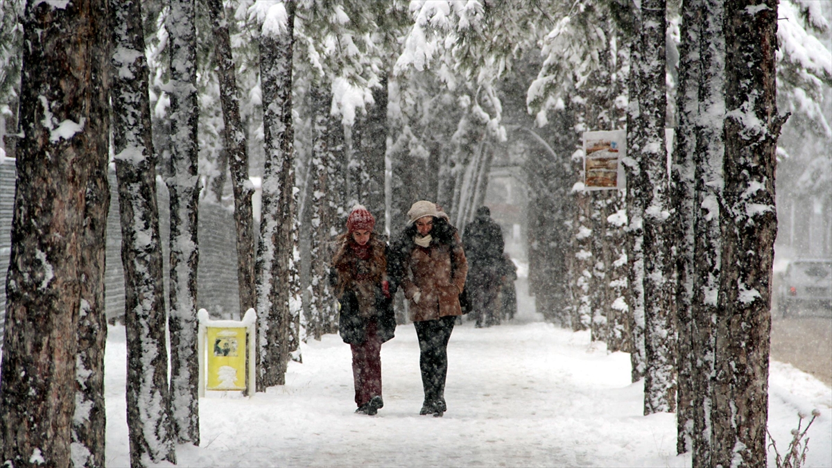 Meteoroloji’den İç Anadolu Ve Karadeniz Için Kuvvetli Yağış Ve Yoğun Kar Uyarısı Haberi