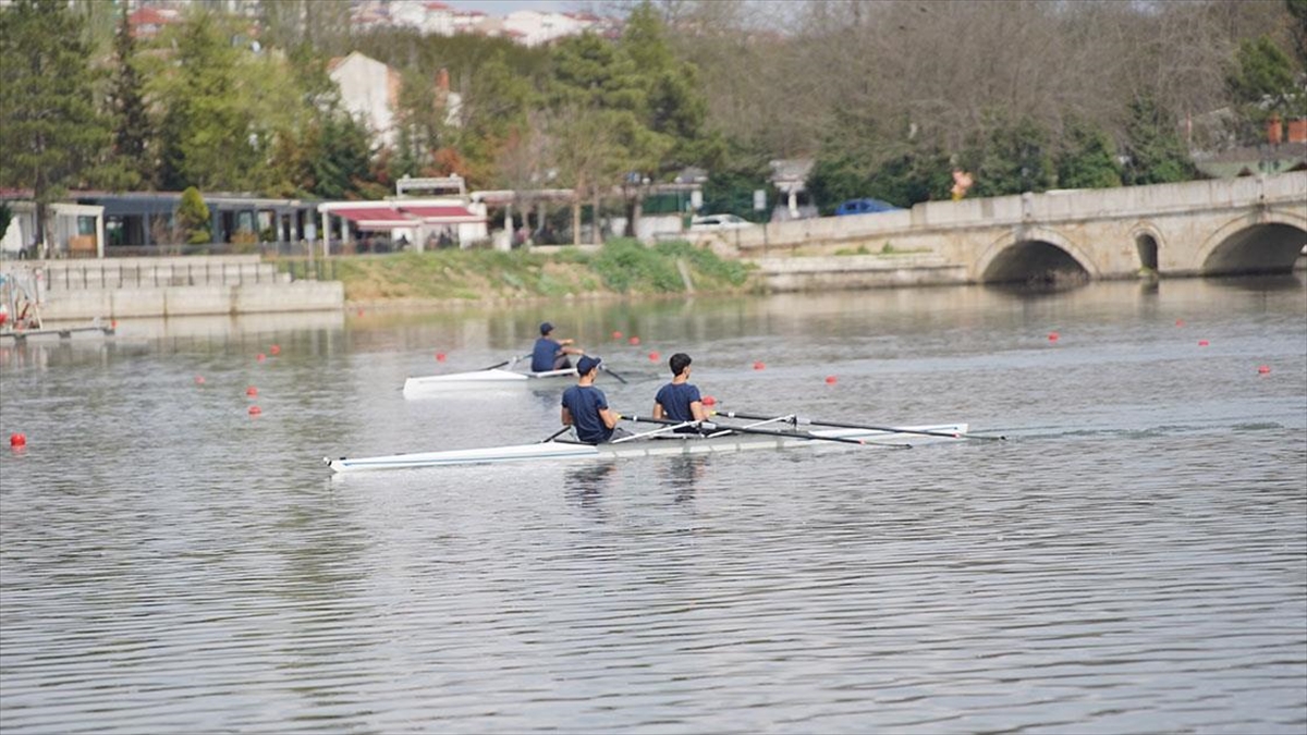 Milli Kürekçiler Meriç Nehri’nde Kampa Girecek Haberi