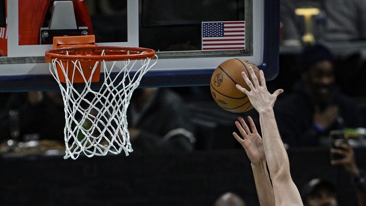 Nba’de Nuggets, Jokic’in 61 Sayı Kaydettiği Maçta Timberwolves’a 140-139 Yenildi Haberi