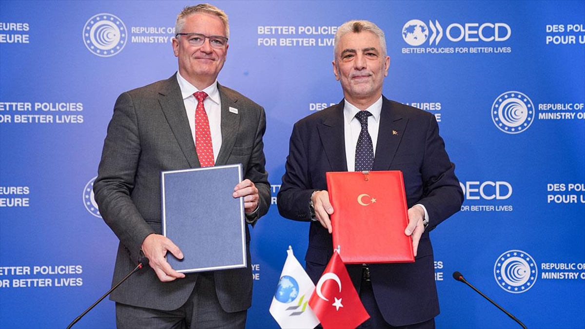 Oecd’nin İstanbul’daki Faaliyetlerine Devam Etmesi Için Protokol Imzalandı Haberi