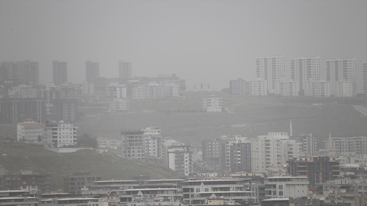 Şanlıurfa’da Toz Taşınımı Etkili Oluyor Haberi