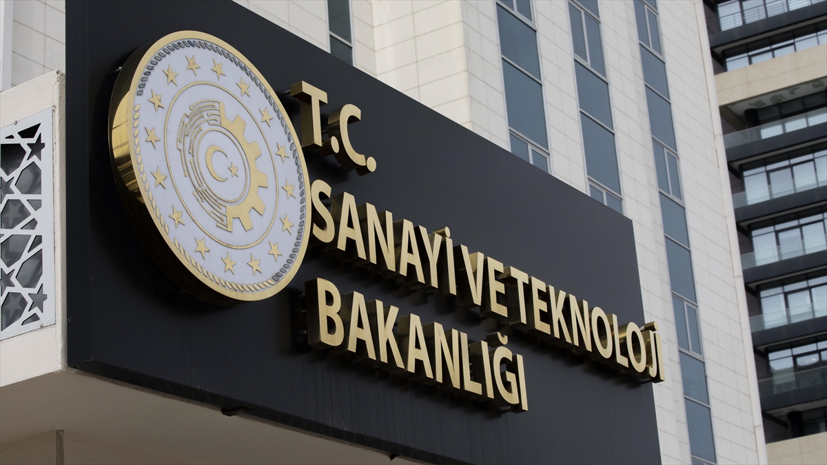 Stratejik Yatırımlar “Mega Endüstriyel Parklar” Ve “Endüstri Şehirleri” Ile Güçlenecek Haberi