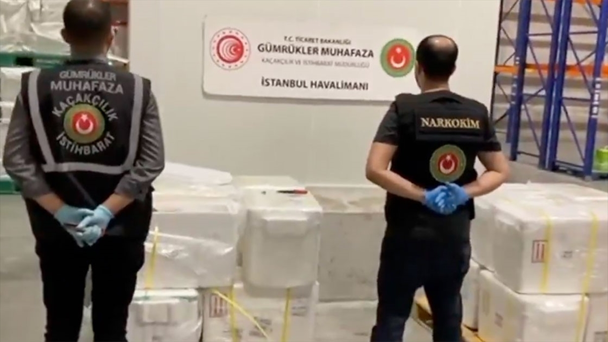 Ticaret Bakanlığı Ekipleri 455,2 Kilogram Uyuşturucu Ele Geçirdi Haberi