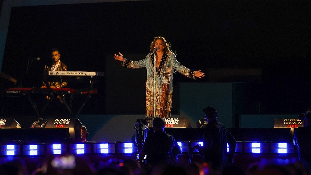 Ünlü Şarkıcı Jennifer Lopez, Türkiye’de Konser Verecek Haberi